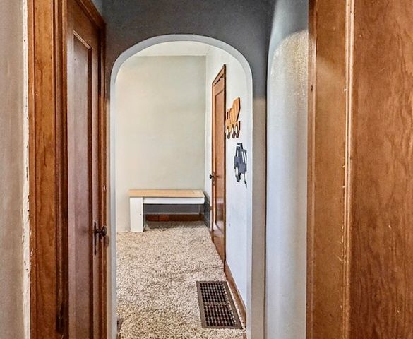 119 N Broadway Street, Fisher, IL 61843