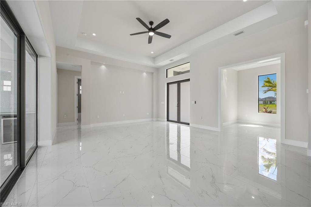 Image 17 of property listing at 2015 NW 21st ST, Cape Coral, FL 33993