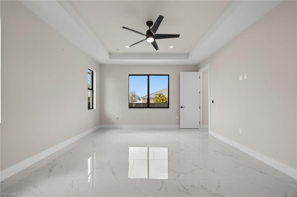 Image 21 of property listing at 2015 NW 21st ST, Cape Coral, FL 33993