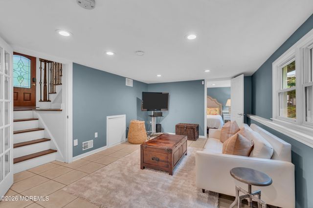 100 Westend Avenue, Shrewsbury Boro, NJ 07702