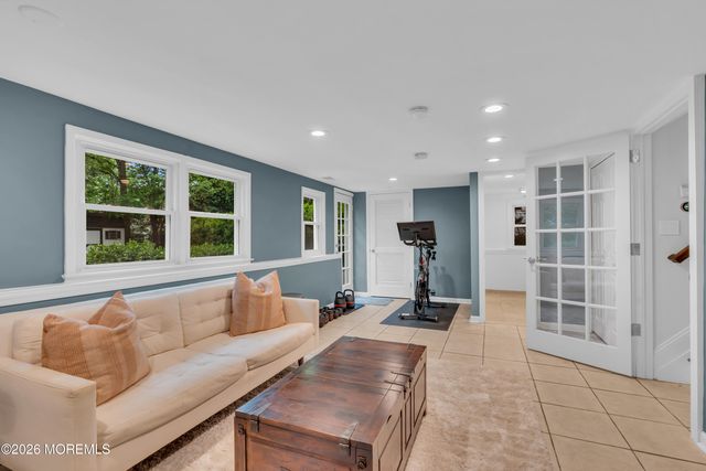 100 Westend Avenue, Shrewsbury Boro, NJ 07702