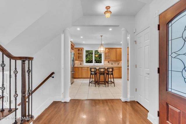 100 Westend Avenue, Shrewsbury Boro, NJ 07702