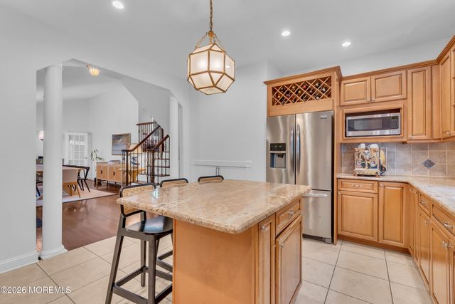 100 Westend Avenue, Shrewsbury Boro, NJ 07702
