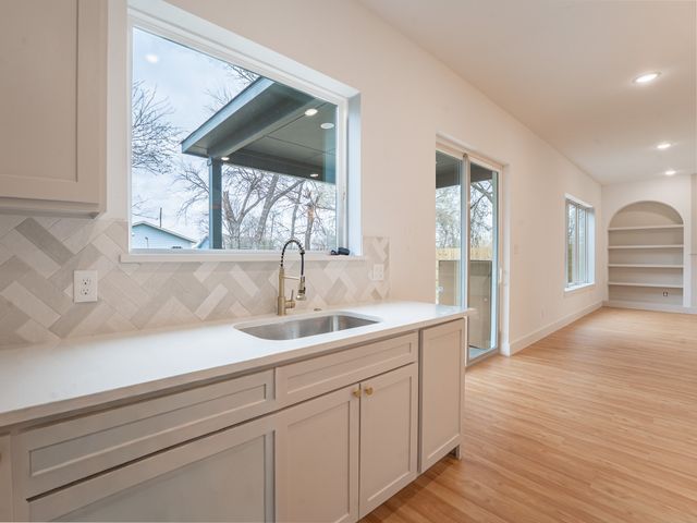 3041 Valentine Street, Dallas, TX 75215