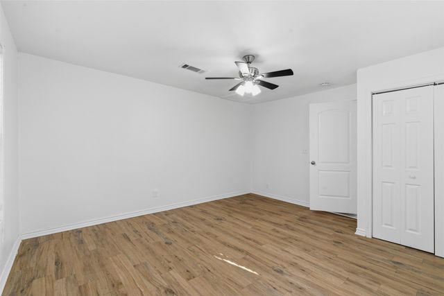 920 W Ford Street, Denison, TX 75020