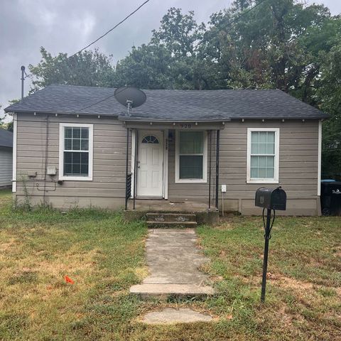 920 W Ford Street, Denison, TX 75020