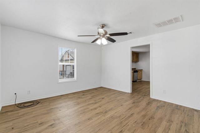 920 W Ford Street, Denison, TX 75020