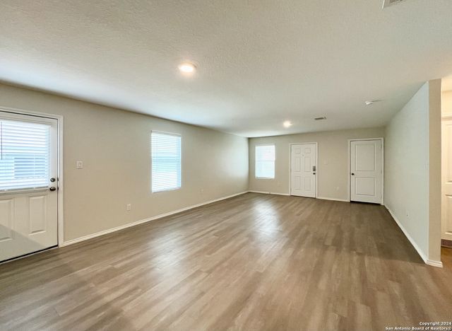 6519 ARID WAY, San Antonio, TX 78252