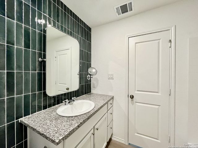 6519 ARID WAY, San Antonio, TX 78252