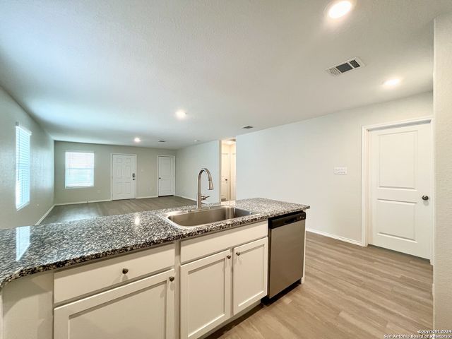 6519 ARID WAY, San Antonio, TX 78252