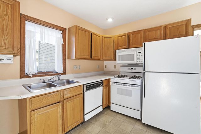 241 Porter Street, Manchester, NH 03103