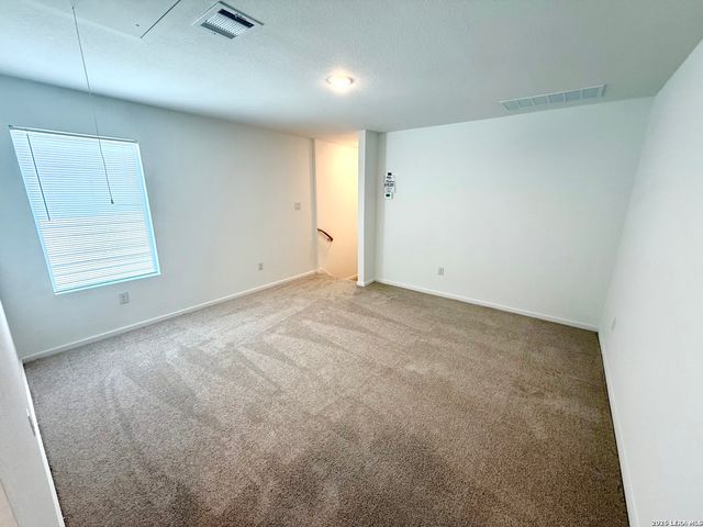 14915 Mudstone Place, Elmendorf, TX 78112