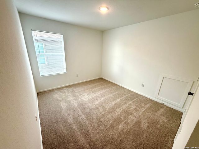 14915 Mudstone Place, Elmendorf, TX 78112