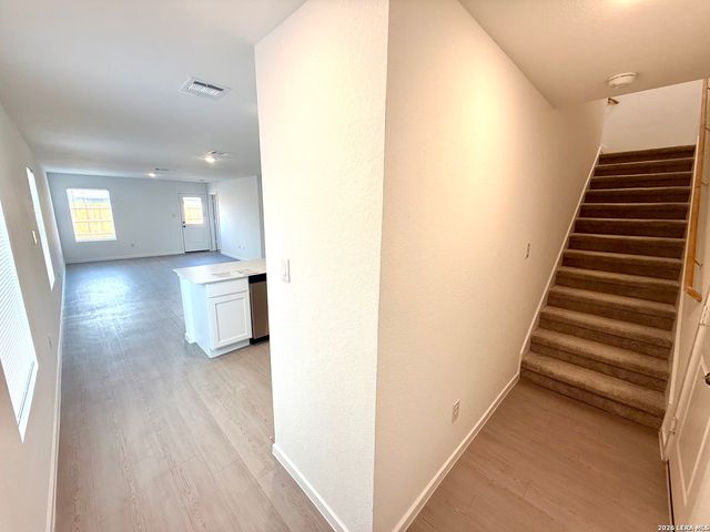 14915 Mudstone Place, Elmendorf, TX 78112