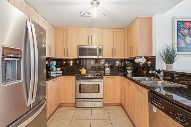 511 SE 5TH Avenue 1521, Fort Lauderdale, FL 33301