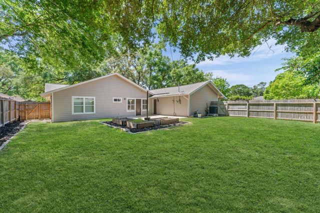 4630 Creekbend Drive, Houston, TX 77035