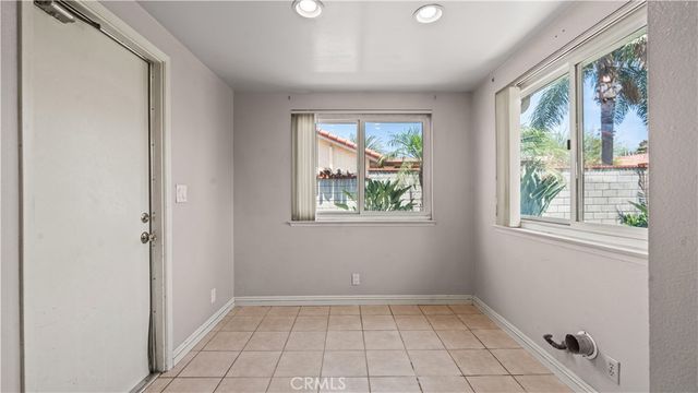 12773 Santa Ana, Chino, CA 91710