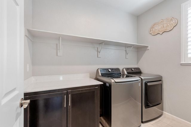2931 Ridgecrest Dr, Lincoln, CA 95648
