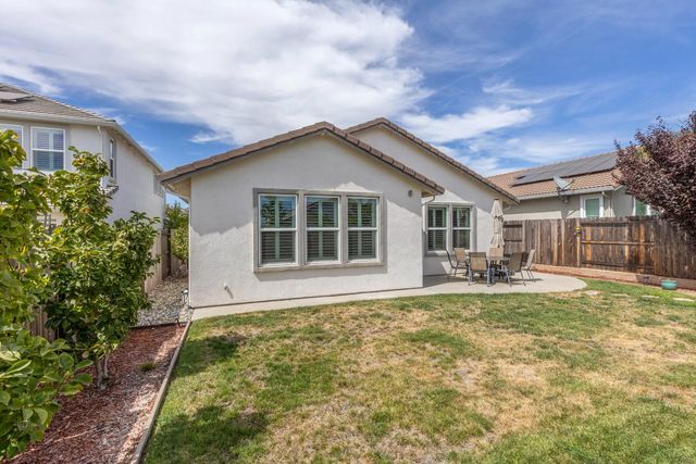 2931 Ridgecrest Dr, Lincoln, CA 95648