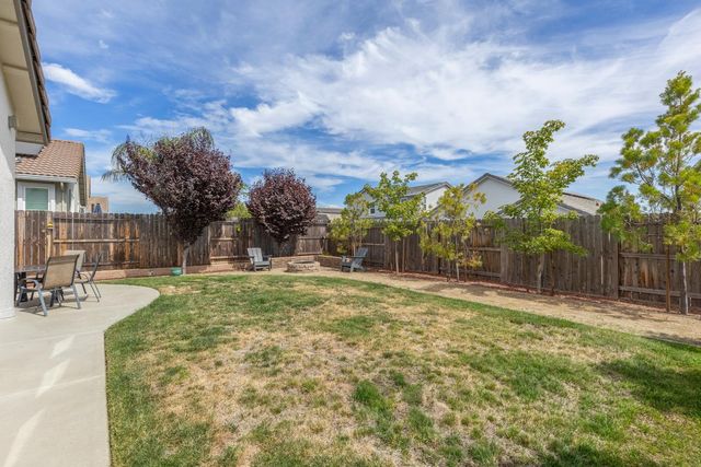 2931 Ridgecrest Dr, Lincoln, CA 95648