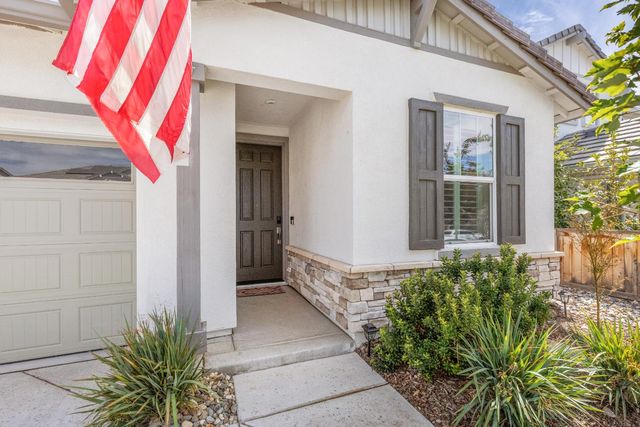 2931 Ridgecrest Dr, Lincoln, CA 95648