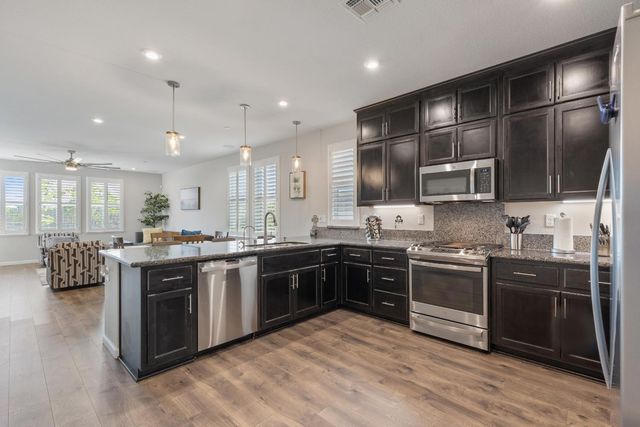 2931 Ridgecrest Dr, Lincoln, CA 95648
