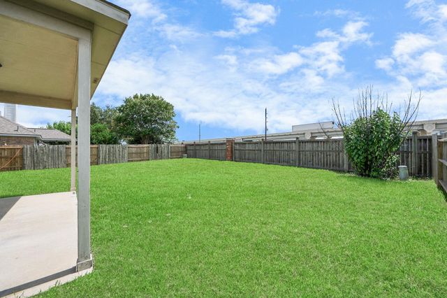 23906 W Fairport Harbor Lane, Richmond, TX 77407