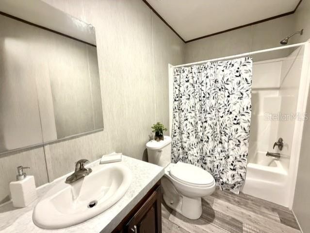 713 NE 3RD STREET, Chiefland, FL 32626