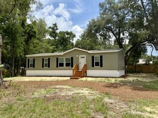713 NE 3RD STREET, Chiefland, FL 32626