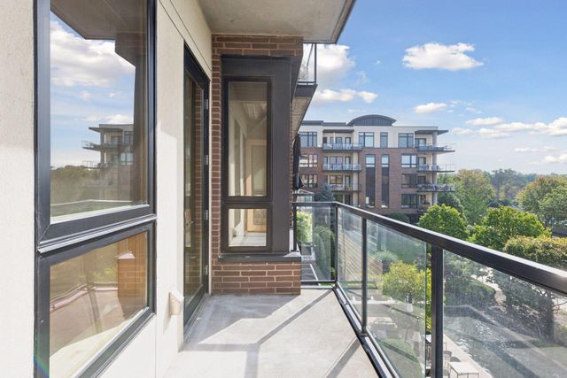 4201 Sunset Drive N308, Spring Park, MN 55384