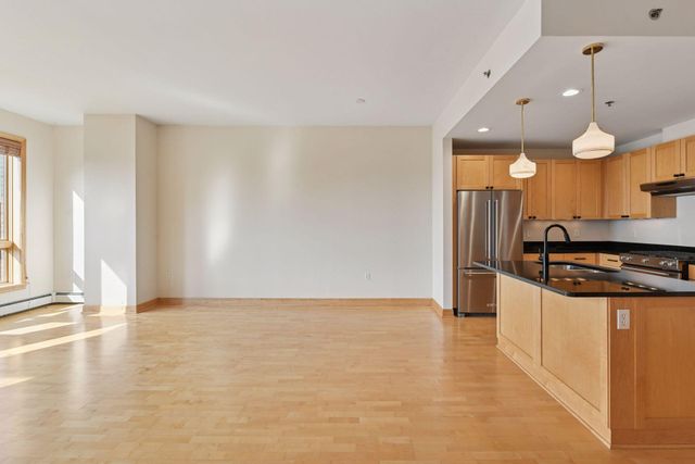 4201 Sunset Drive N308, Spring Park, MN 55384