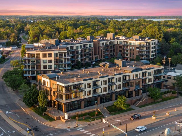 4201 Sunset Drive N308, Spring Park, MN 55384