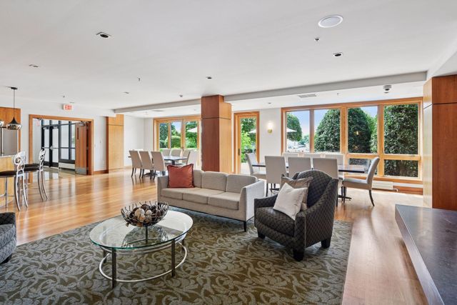 4201 Sunset Drive N308, Spring Park, MN 55384