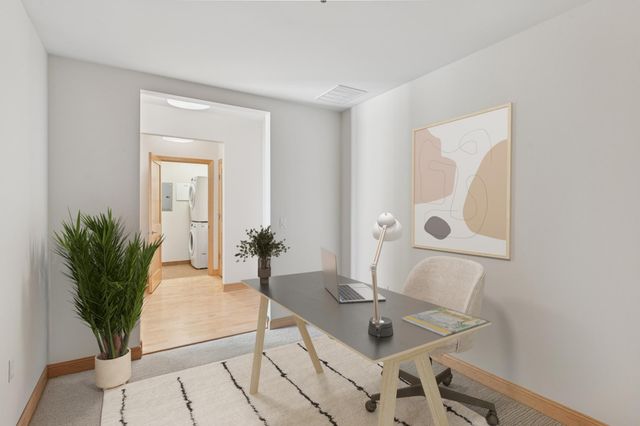 4201 Sunset Drive N308, Spring Park, MN 55384