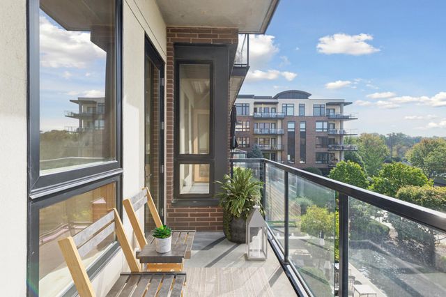 4201 Sunset Drive N308, Spring Park, MN 55384