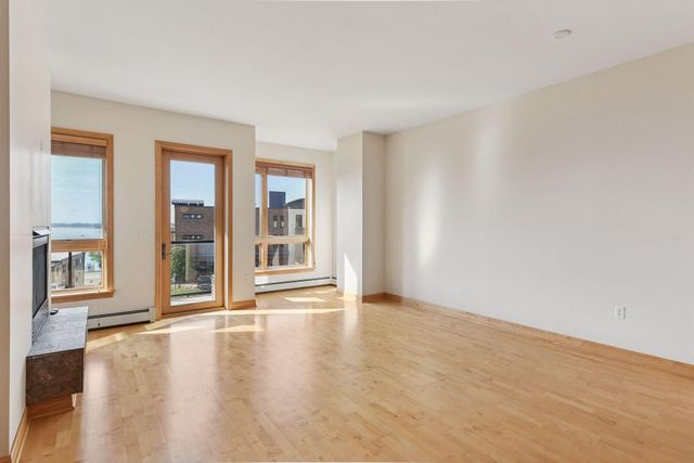 4201 Sunset Drive N308, Spring Park, MN 55384