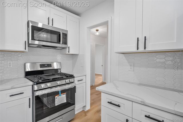 11363 Marion, Redford Charter Township, MI 48239