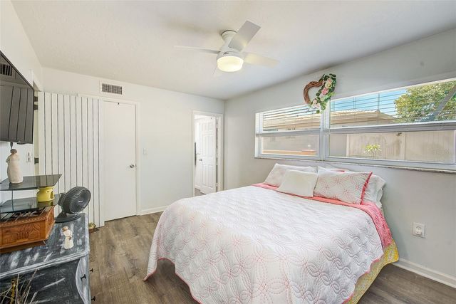 1300 S HERCULES AVENUE 1, Clearwater, FL 33764