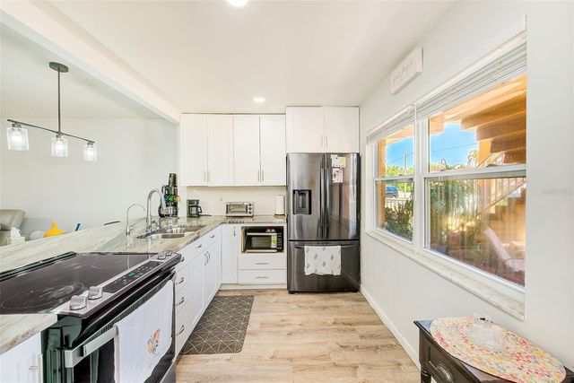 1300 S HERCULES AVENUE 1, Clearwater, FL 33764