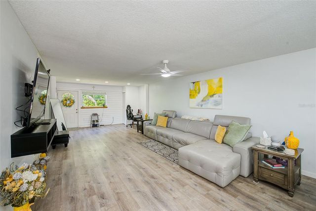 1300 S HERCULES AVENUE 1, Clearwater, FL 33764