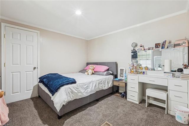 214 Woods Creek RD, Deltaville, VA 23043