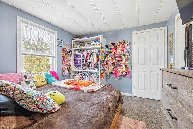 214 Woods Creek RD, Deltaville, VA 23043