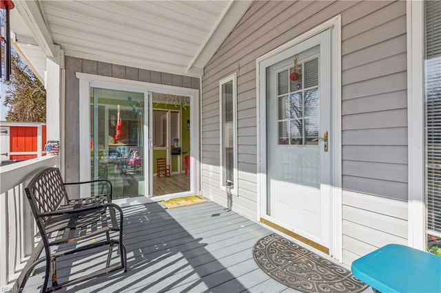 214 Woods Creek RD, Deltaville, VA 23043