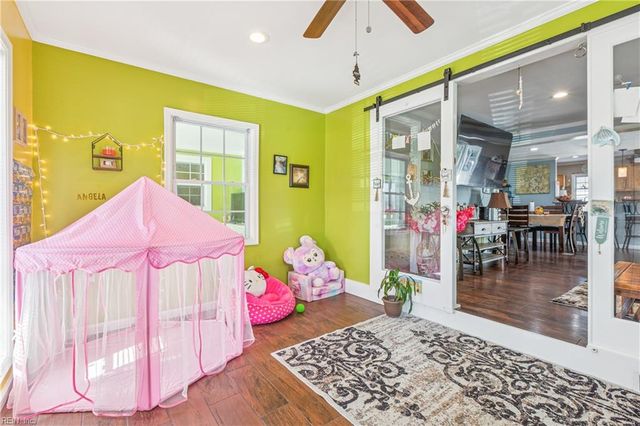 214 Woods Creek RD, Deltaville, VA 23043