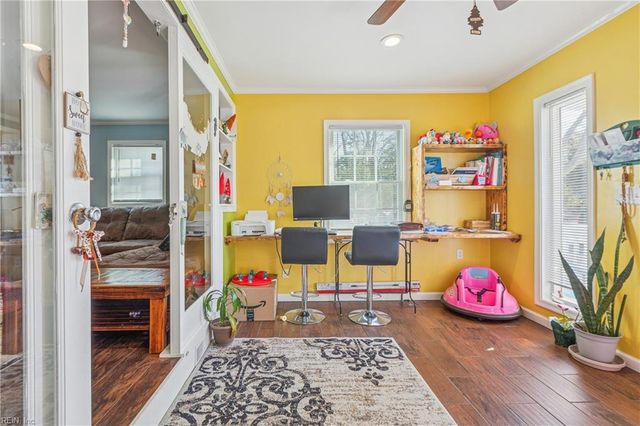 214 Woods Creek RD, Deltaville, VA 23043