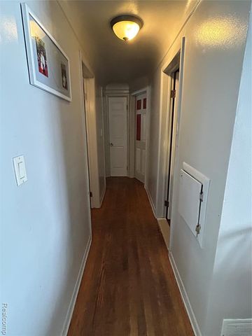 16401 Almont Road, Allenton, MI 48002
