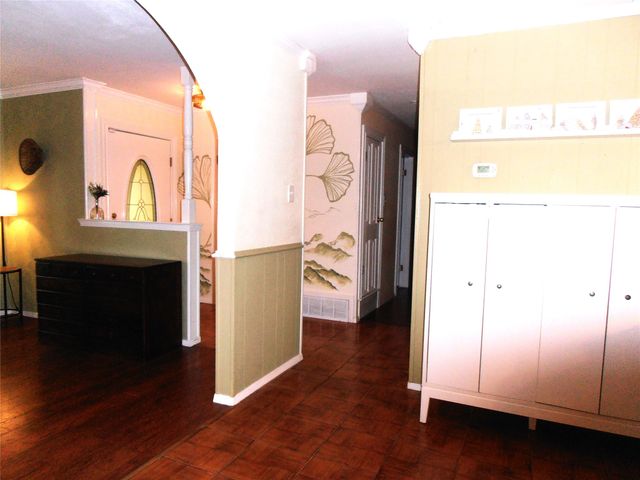 2911 Norwood Lane, Arlington, TX 76013