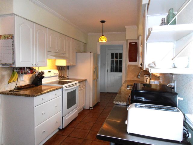 2911 Norwood Lane, Arlington, TX 76013