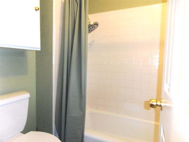2911 Norwood Lane, Arlington, TX 76013