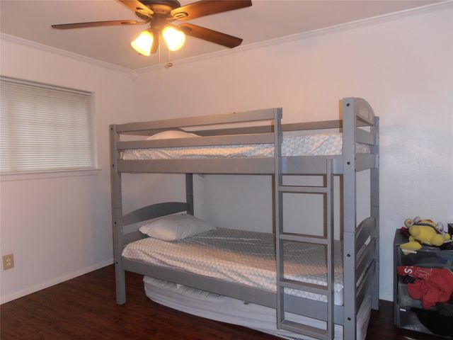 2911 Norwood Lane, Arlington, TX 76013